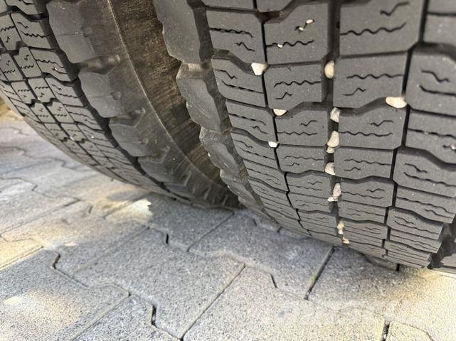MAN TGA 18.360 / Steyr 18S36 Rotes Kreuz Camion ampliroll