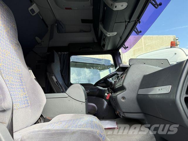 MAN TGA 18.360 / Steyr 18S36 Rotes Kreuz Camion ampliroll