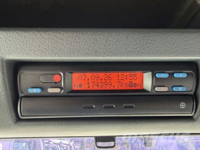MAN TGA 18.360 / Steyr 18S36 Rotes Kreuz Camion ampliroll