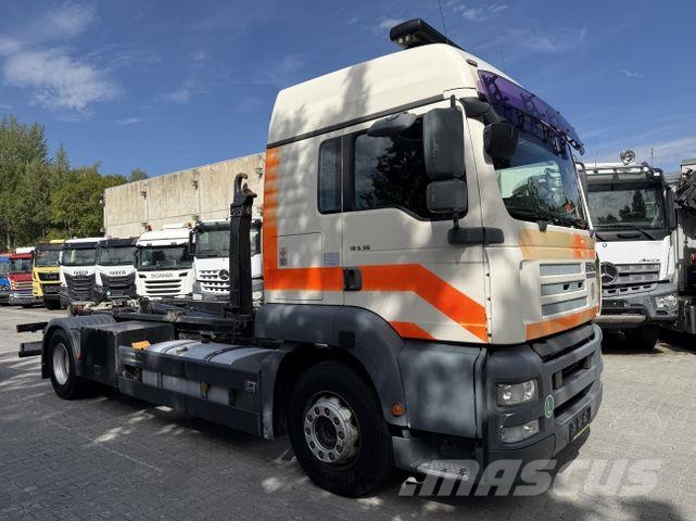 MAN TGA 18.360 / Steyr 18S36 Rotes Kreuz Camion ampliroll