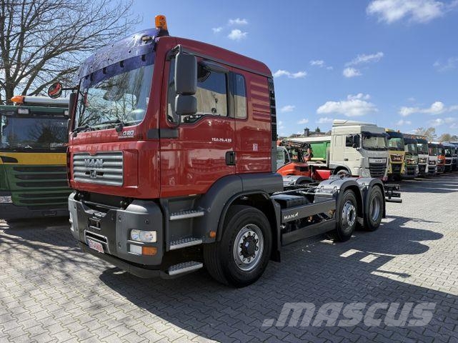 MAN TGA 26.430 6X4H/4 BL Camiones con chasís y cabina