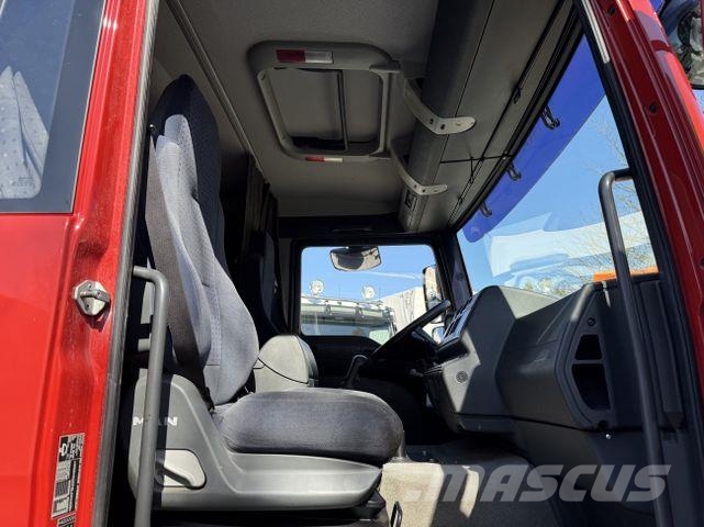 MAN TGA 26.430 6X4H/4 BL Camiones con chasís y cabina