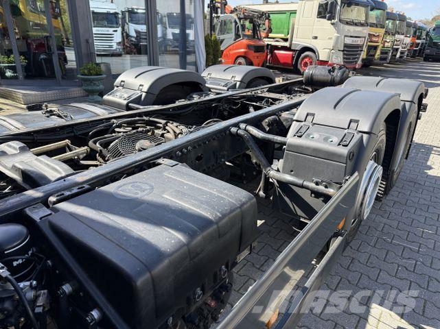 MAN TGA 26.430 6X4H/4 BL Camiones con chasís y cabina