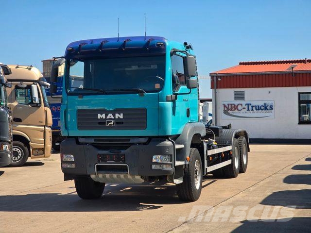 MAN TGA 26.440 * ABROLLKIPPER * BLATT * KLIMA * Camiones elevadores de gancho