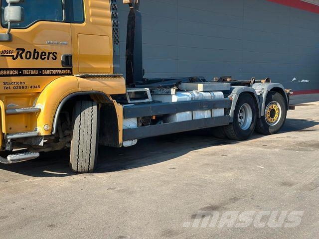 MAN TGA 26.480 6x2-2 BL VDL S-21 Schubarm AK 훅 리프트 트럭