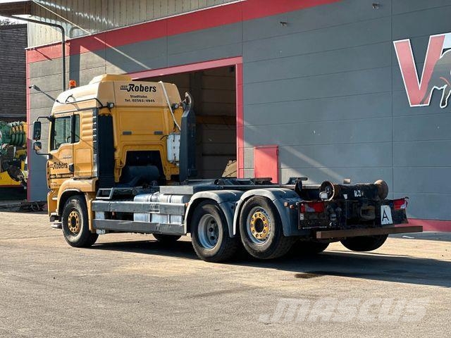 MAN TGA 26.480 6x2-2 BL VDL S-21 Schubarm AK 훅 리프트 트럭