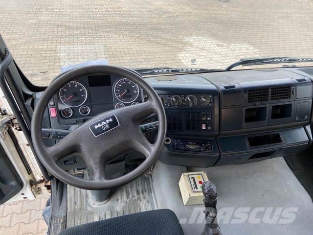 MAN TGA 32.360 STETTER 8M3 Caminhões de concreto