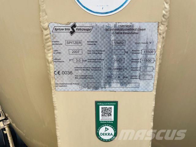 MAN TGA 35.360 BL 8x2-4/ Spitzer Silo/ 23000 l/ AC Tankwagen