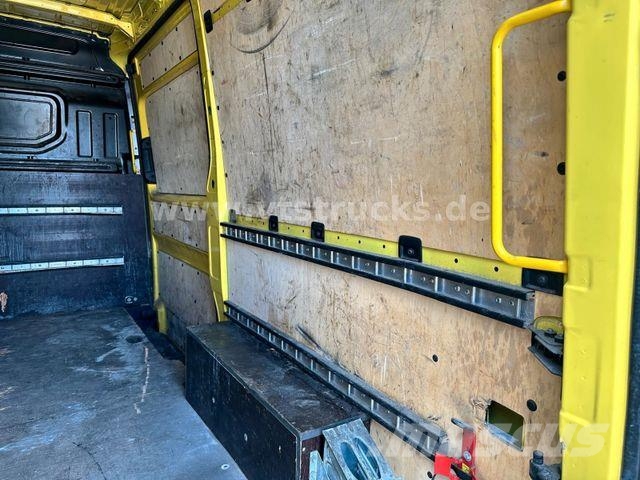 MAN TGE 3.140 4x2 Kastenwagen mit Ladebordwand Lieferwagen