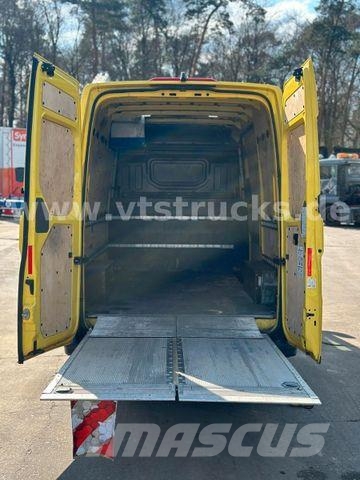 MAN TGE 3.140 4x2 Kastenwagen mit Ladebordwand Lieferwagen