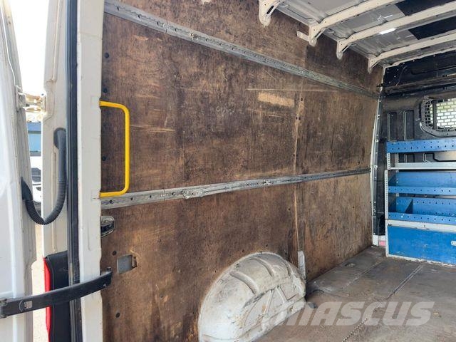 MAN TGE 3.140 4x2F SB Kastenwagen mit Werkbank パネルバン