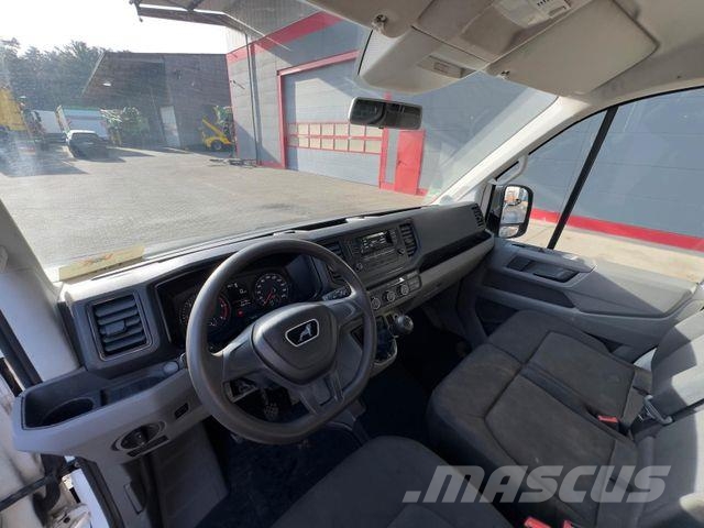 MAN TGE 3.140 4x2F SB Kastenwagen mit Werkbank パネルバン