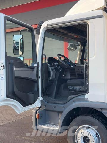 MAN TGL 10.220 4x2 BL Koffer/LBW/EBA/LGS Tovornjaki zabojniki