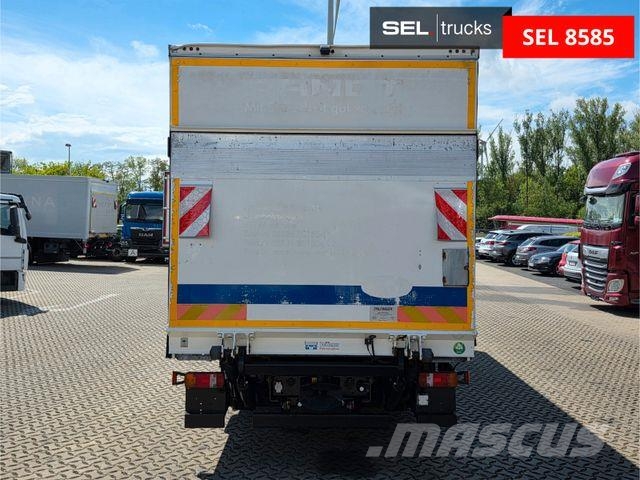 MAN TGL 12.220 4X2 BL / Ladebordwand Camiões de caixa fechada