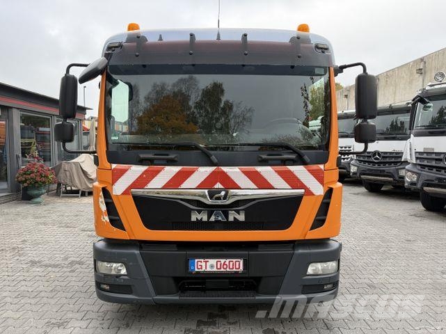 MAN TGL 12.250 4X2 BL Kran MKG 116 a2 Darus teherautók