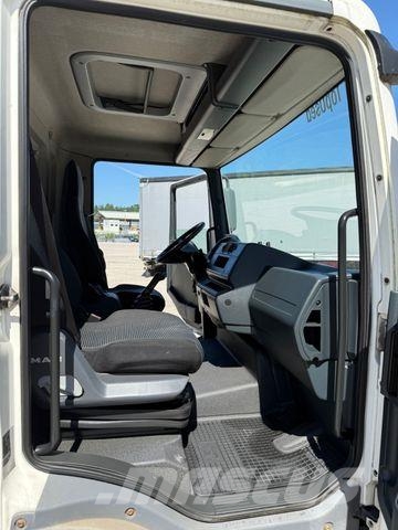 MAN TGL 7.180 Euro 5 Schaltung abs Blatt Blatt Camiones caja cerrada