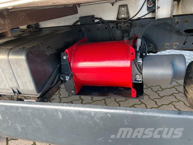 MAN TGL 8.210 BB Pritsche/ 2xAHK+Öl/ NL 2.9t Camión con caja abierta