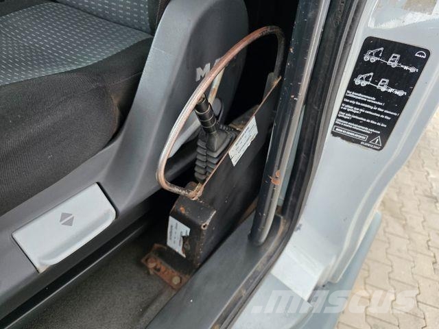 MAN TGL 8.220 4x2 BB Atlas ARK62/04177 AHK 3 Sitze Φορτηγά ανατροπή με γάντζο