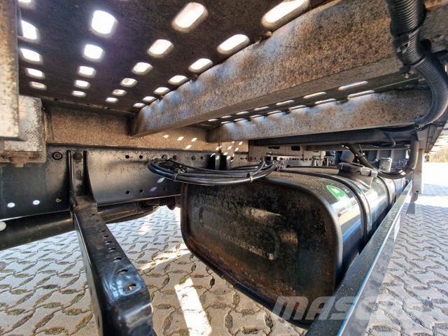 MAN TGL 8.220 4X2 BL / Xenon / Alu-Felgen Járműszállítók