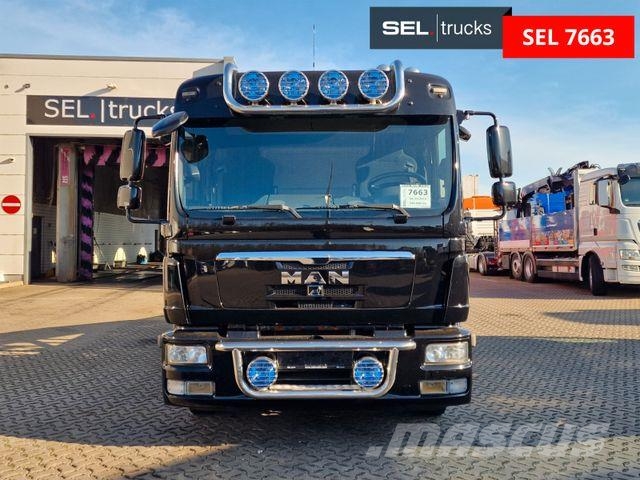 MAN TGL 8.220 4X2 BL / Xenon / Alu-Felgen Járműszállítók