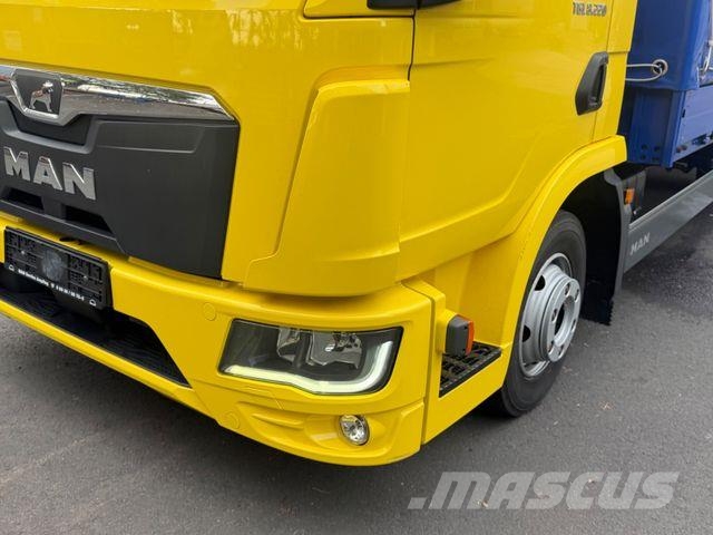 MAN TGL 8.220 BL, Pritsche u. Plane, 2x Tank., Ahk Schuifzeilopbouw