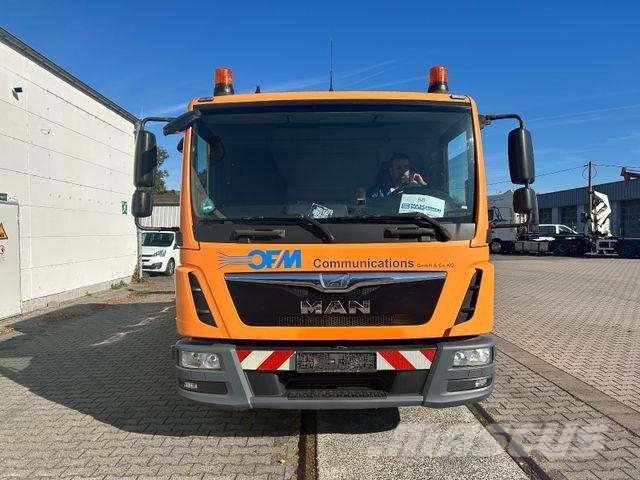MAN TGL 8.220 / Palfinger PK 7001 + Funk / EURO 6 Bestelwagens met open laadbak