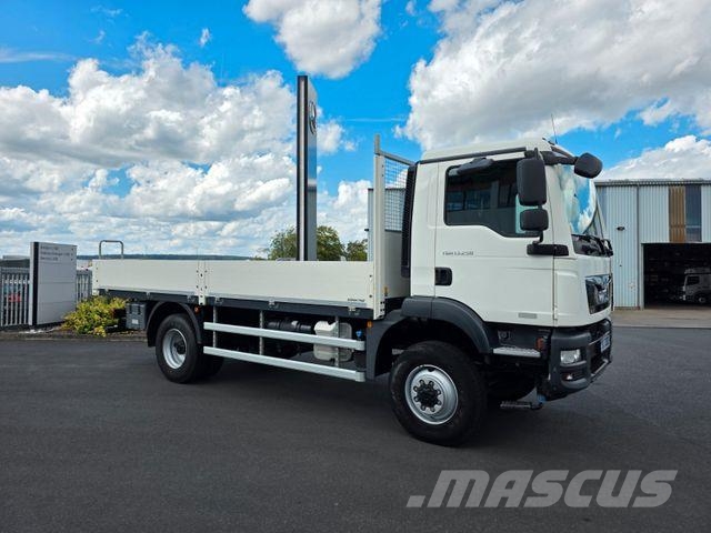MAN TGM 13.250 4x4 BL Allrad 37.917km Klima 3 Sitze Flatbed/Dropside trucks