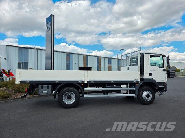 MAN TGM 13.250 4x4 BL Allrad 37.917km Klima 3 Sitze Flatbed/Dropside trucks