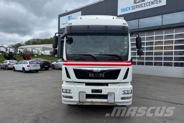 MAN TGM 15.340 4x2 Ciężarówki firanki