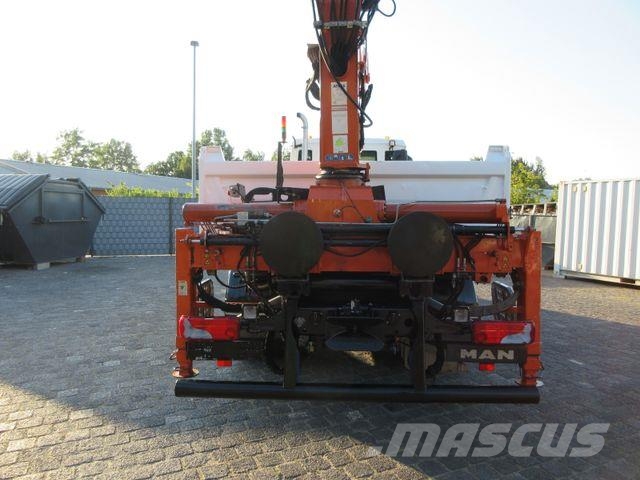 MAN TGM 18.250, tipper / Atlas crane: AK 95.2 Camiones bañeras basculantes o volquetes