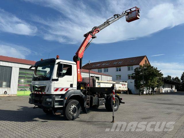 MAN TGM 18.340 4x4 BB / Palfinger PK 1300 / Korb Tipper trucks