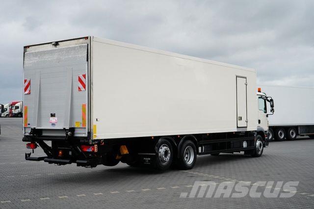 MAN TGM / 26.340 / EURO 5 / CHŁODNIA + WINDA / 24 PA Koelwagens