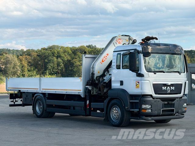 MAN TGS 18.320 * PRITSCHE 7,10 m * PM 40 KRAN/ FUNK! Vlakke laadvloer met kraan
