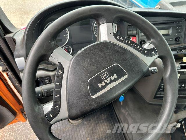MAN TGS 26.320 Camiones con chasís y cabina