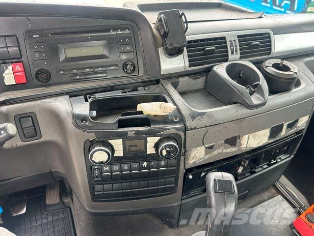 MAN TGS 26.320 Camiones con chasís y cabina