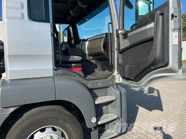 MAN TGS 26.320 / 6x2-4 / Lift Lenkachse / Euro 6 Pritschenwagen/Pritschenwagen mit Seitenklappe