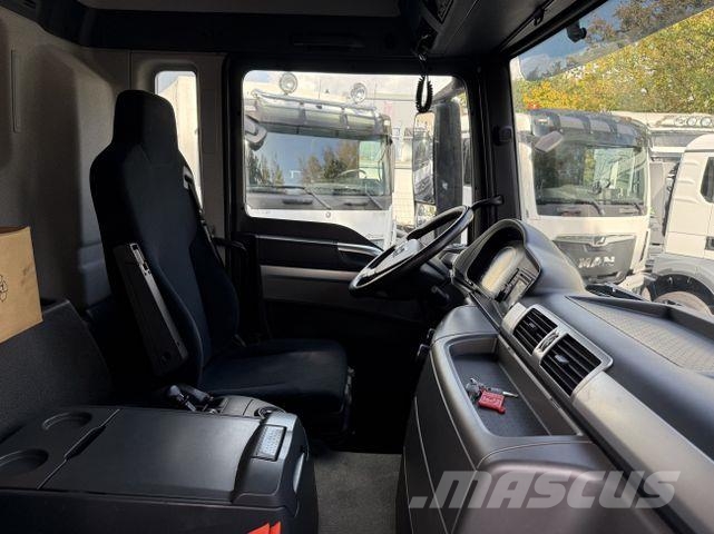 MAN TGS 26.360 6X2 Kran MKG 231 Jib bis 26 Meter Tovornjaki z žerjavom