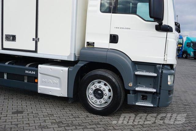 MAN TGS / 26.360 / EURO 6 / CHŁODNIA + WINDA / 20 PA Hűtős