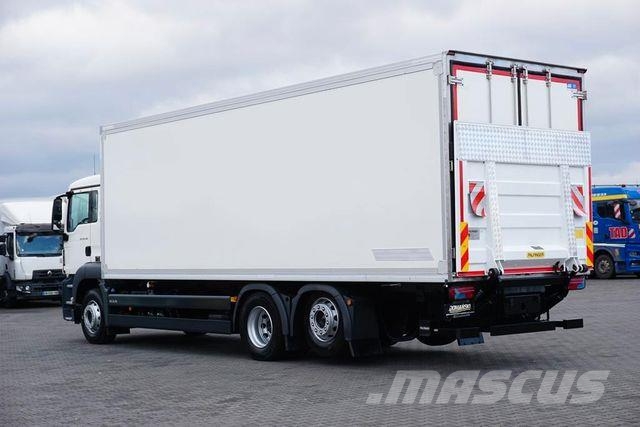 MAN TGS / 26.360 / EURO 6 / CHŁODNIA + WINDA / 20 PA Hűtős