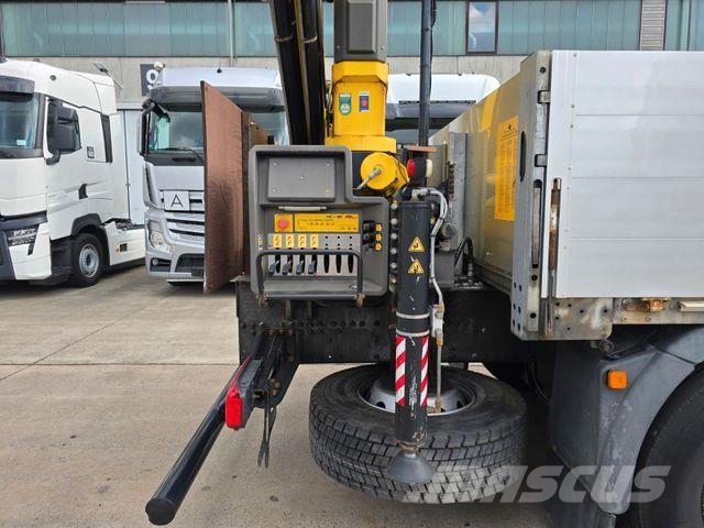 MAN TGS 26.360 * HYVA-KRAN * 12.8M * FERNBEDIENUNG شاحنات الرافعات