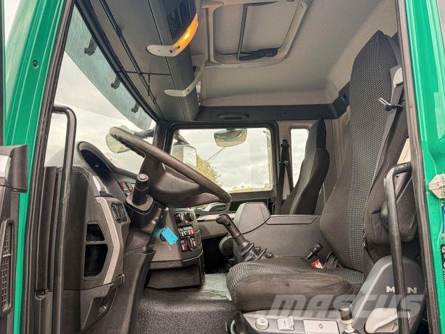 MAN TGS 26.360* KIPPER 4,90 * 6x6 * TOPZUSTAND Самоскиди