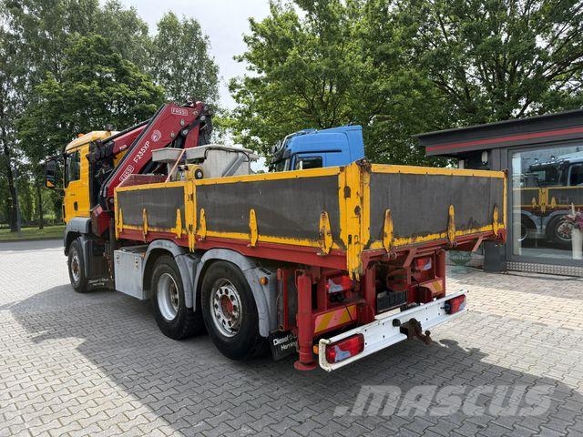 MAN TGS 26.400 6X4H-2 Kran Fassi F235XP bis 25 Meter Lastbil med lad/Flatbed