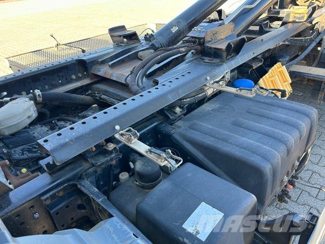 MAN TGS 26.440 / 6x2-4 / Hiab XR21S59 Abrollkipper