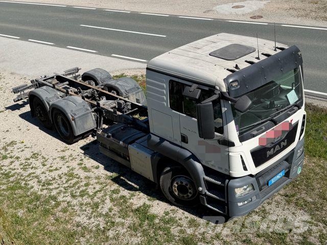 MAN TGS 26.440 6X2 VOLLUFT ABS INTARDER 6 STUFE Camiones chasis