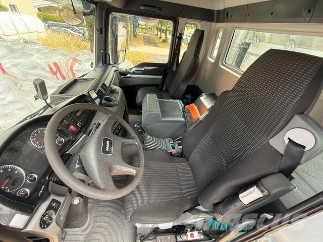 MAN TGS 26.440 - abnehmbarer Heckkran - 6x6 - EURO6 Tipper trucks
