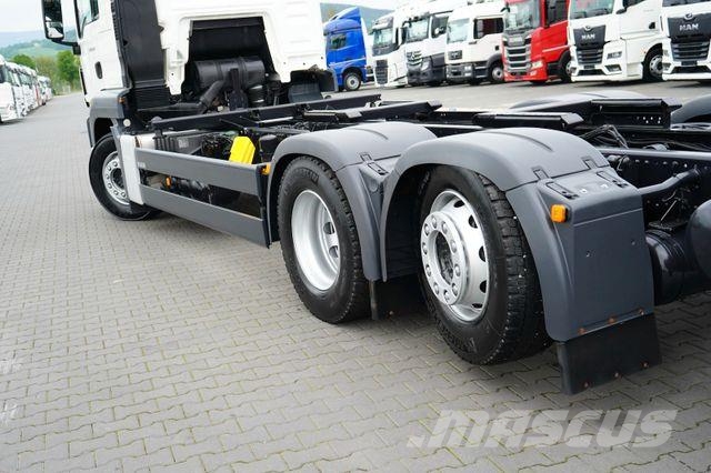 MAN TGS / 26.440 / E 5 / RETARDER / PEŁNY ADR / BDF Camiones con chasís y cabina