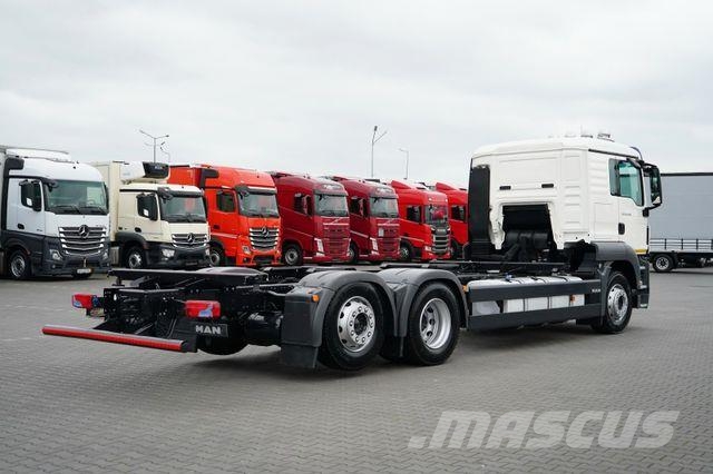 MAN TGS / 26.440 / E 5 / RETARDER / PEŁNY ADR / BDF Camiones con chasís y cabina