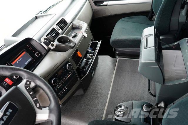 MAN TGS / 26.440 / E 5 / RETARDER / PEŁNY ADR / BDF Camiones con chasís y cabina