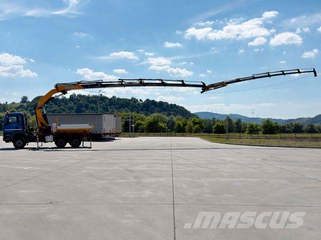 MAN TGS 26.440*Sattelzugmaschine + KRAN/FUNK * 6x6 Camiones grúa