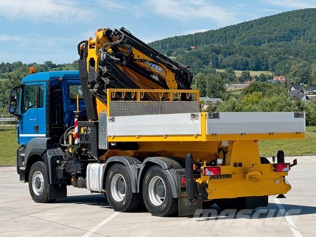 MAN TGS 26.440*Sattelzugmaschine + KRAN/FUNK * 6x6 Camiones grúa